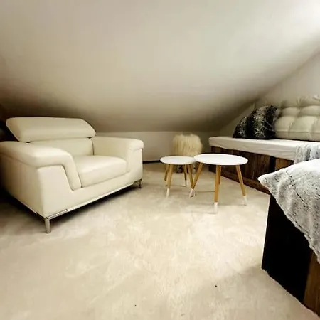 Le Charlet Versaille Apartmán *
